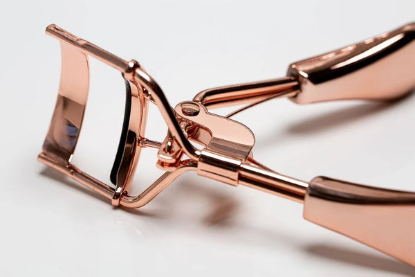 Eyelash Curler by TOK Beauty