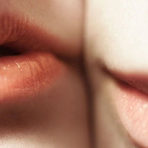 3 Reasons For Dry Lips and What You Can Do