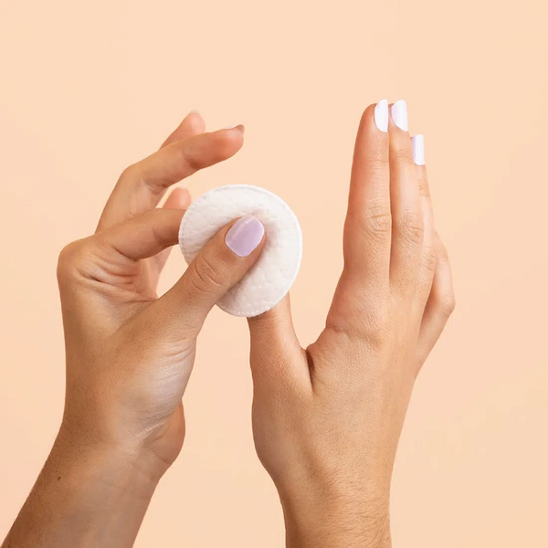 BKIND Acetone-free nail polish remover