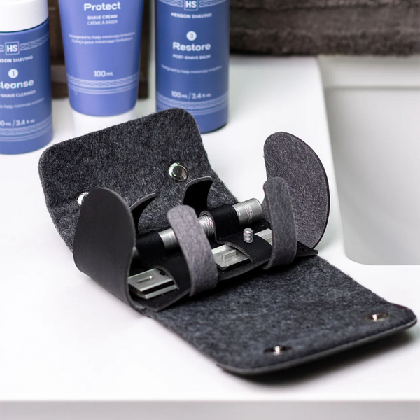 Henson Travel Case with razor 